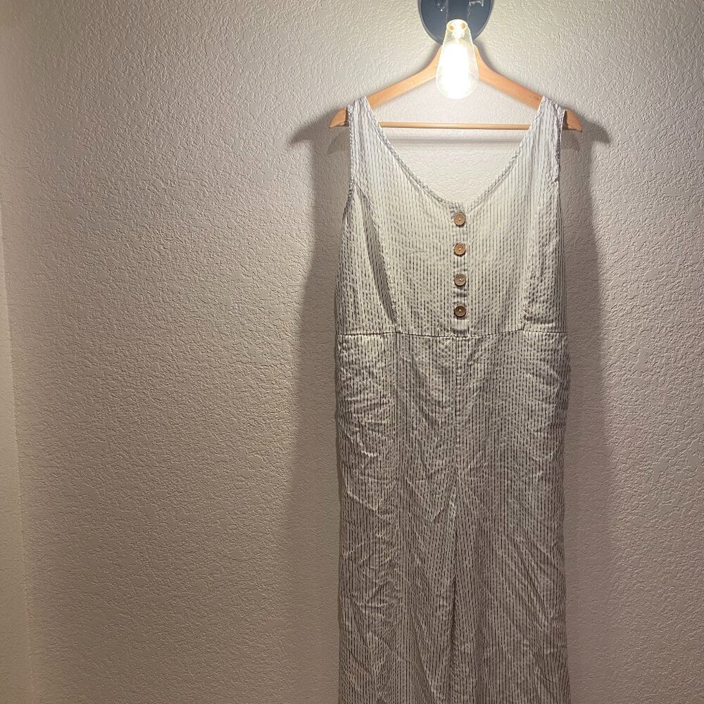 Women's pinstripe sleeveless v neck jumpsuit